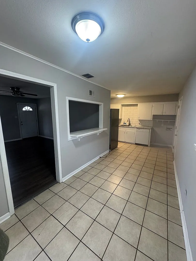 Cute 3 bedroom, 1 Bathroom in South Bossier — Photo 4