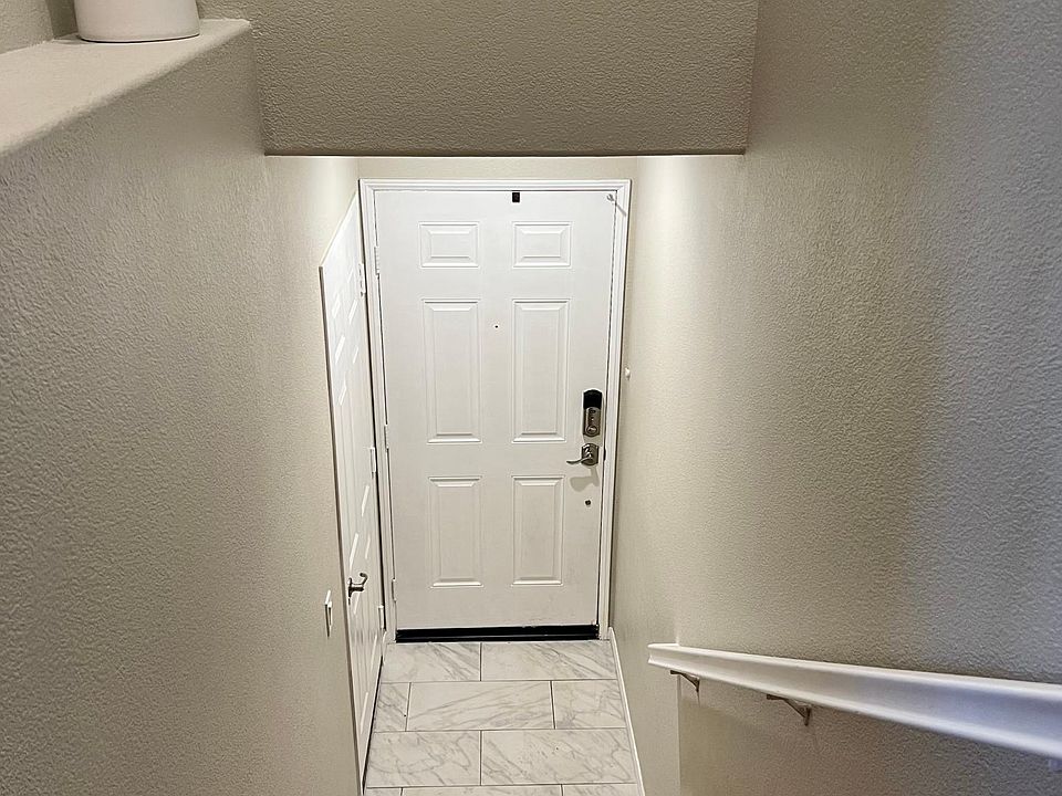 1st image of 9247 Piatto Ln