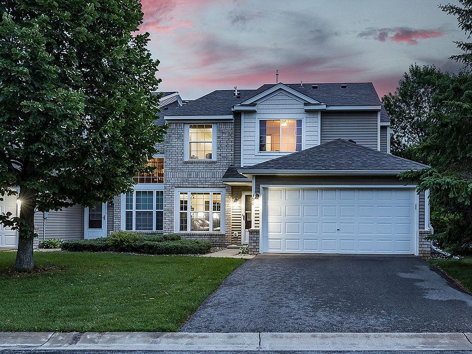 1st image of 390 Wilderness Dr
