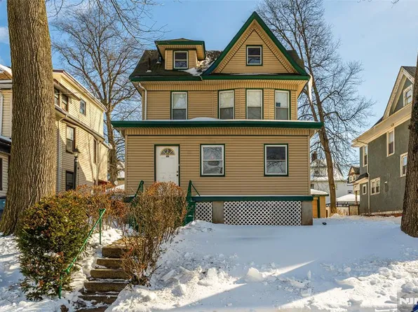 759 Parker St, Newark, NJ 07104