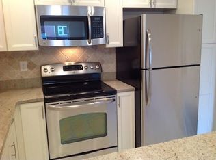 32 Whitman Rd APT 1, Waltham, MA 02453
