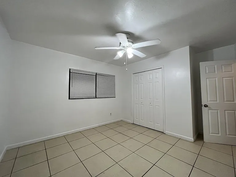 6543 SW 28th St — Photo 5