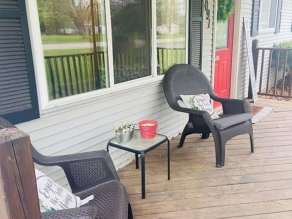 4th image of 11091 Langdon Dr