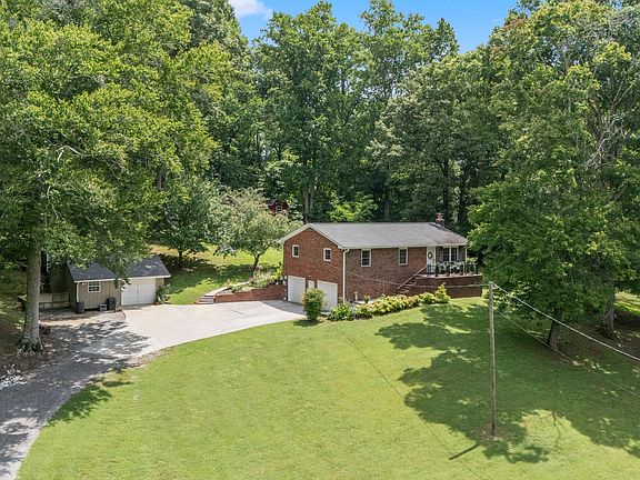 3rd image of 288 Mountain View Rd