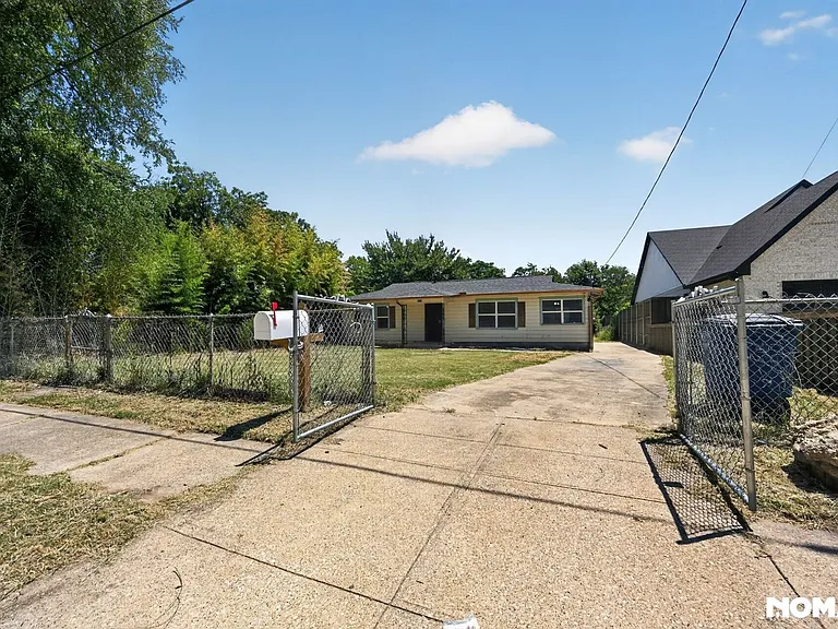 4022 Baker Ave — Photo 10