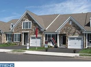 40 Reagan Dr, Sellersville, PA 18960