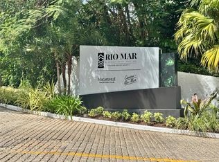 Mirador #12, Rio Grande, PR 00745