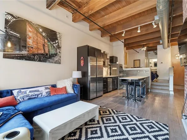 706 Broadway Blvd APT 201, Kansas City, MO 64105