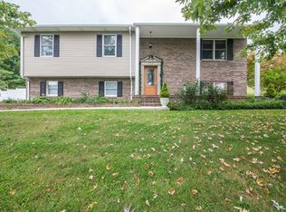 230 Bogey Dr, Abingdon, VA 24211