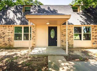 1171 Murls Lake Dr, Weatherford, TX 76085