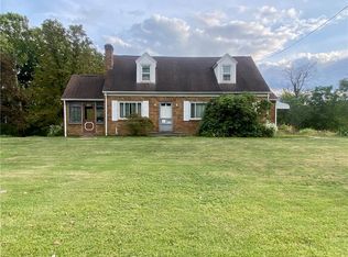 1590 Old Brodhead Rd, Monaca, PA 15061