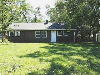 2nd image of 4432 Center Rd