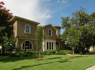 4901 Holt St, Bellaire, TX 77401