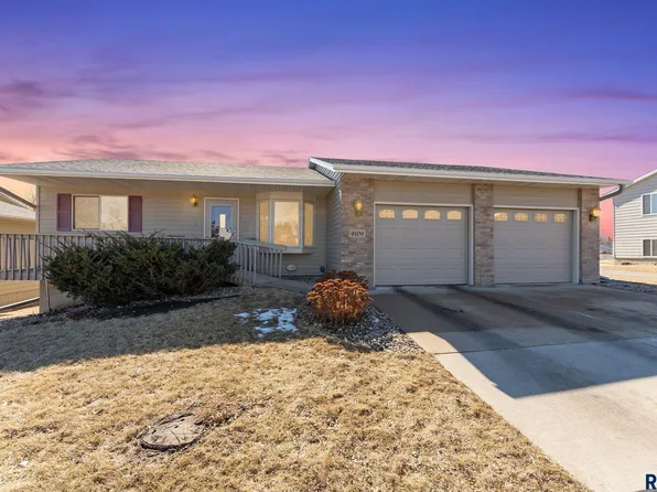 6109 W 43rd St, Sioux Falls, SD 57106