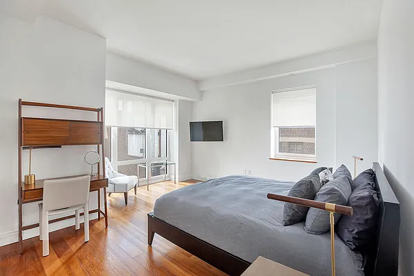 Rented by New York Residence | media 22