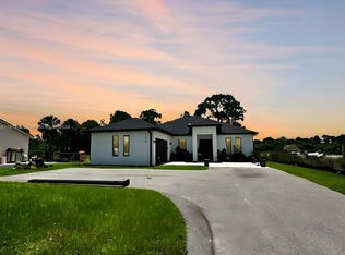 1130 16th St NE, Naples, FL 34120