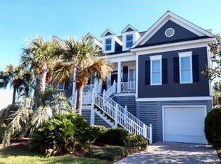 3 Battery Park Rd, Edisto Island, SC 29438
