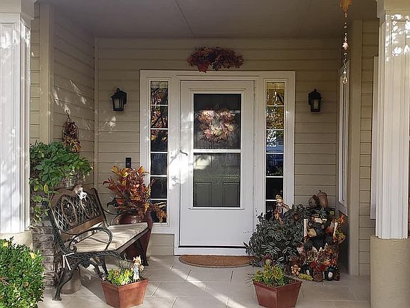Covered front porch.