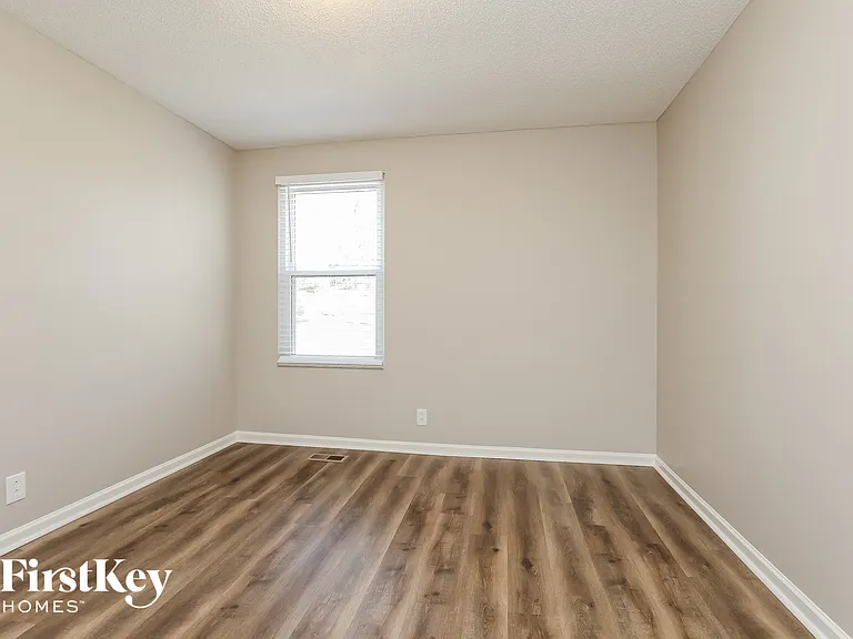 3504 Wood Bridge Dr — Photo 11