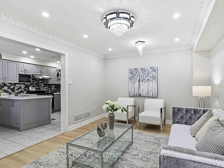 18 Salonica Rd #UPPER — Photo 10