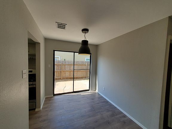 4th image of 506 Greenlawn Blvd