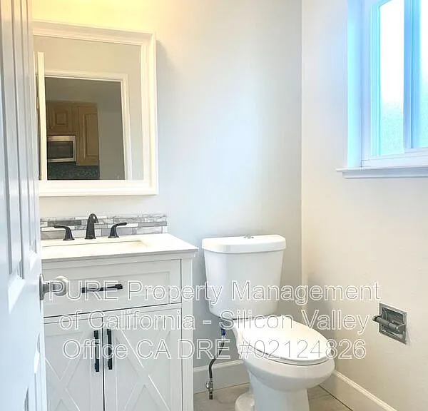 831 Pomeroy Ave #4 — Photo 1