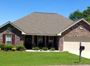31 Orange Orchard Dr, Hattiesburg, MS 39402