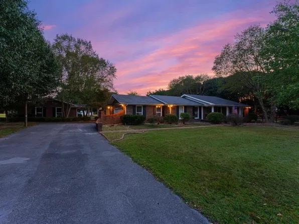 1678 Beaver Dam Chapel Rd, Smiths Grove, KY 42171