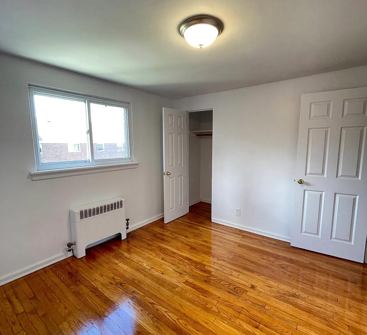 2 bed, $2,400 — Photo 4