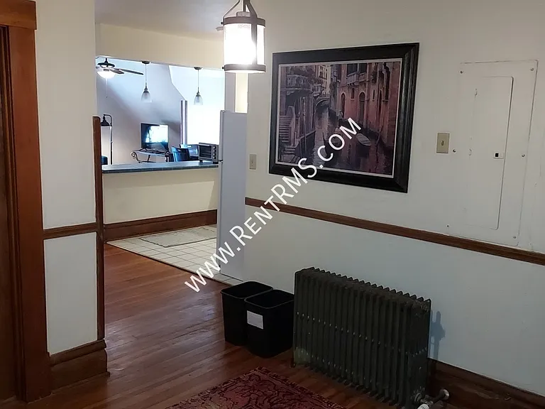 901 SW Buchanan St #4 — Photo 2