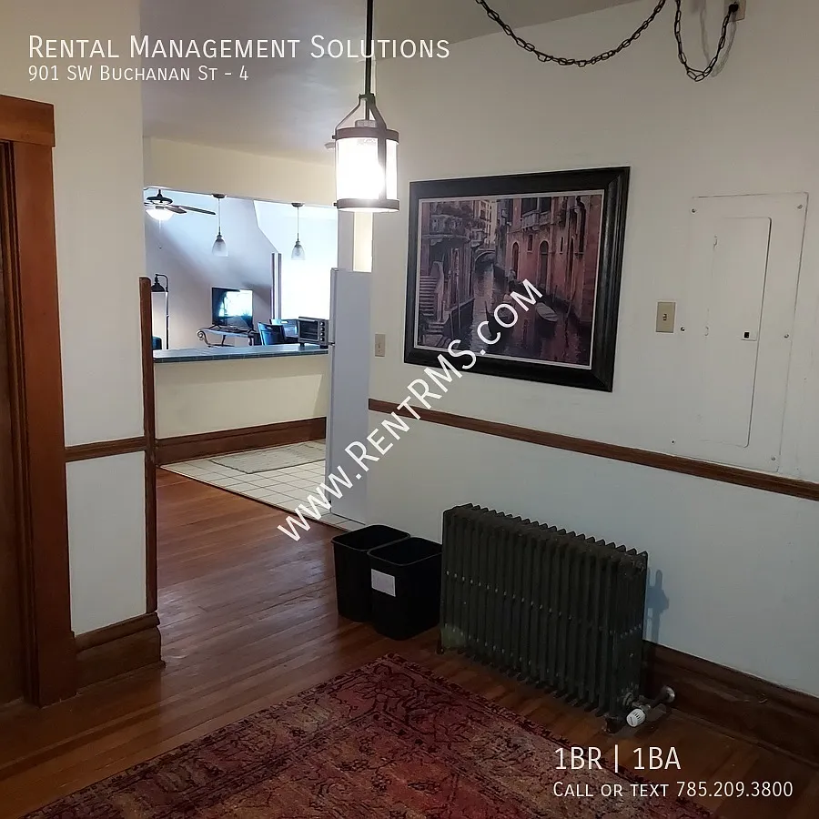 Building Photo - 901 SW Buchanan St #4