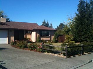 4 Fredson Ct, Novato, CA 94947