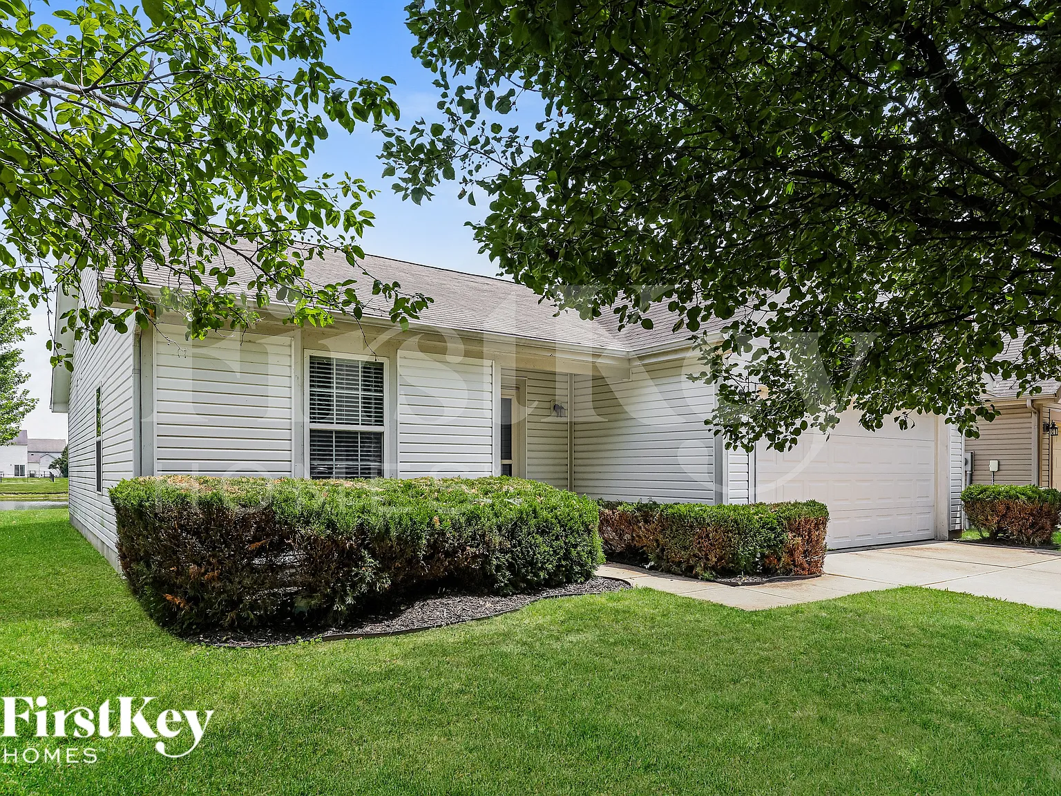 4 bed, 2.0 bath, 1250 sqft, $1,565 — Photo 2