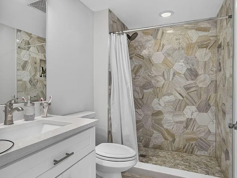 403 S Sapodilla Ave #502 — Photo 28