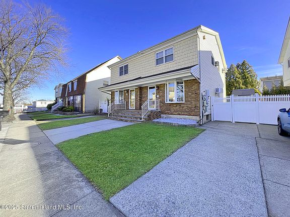2nd image of 28 Von Braun Ave