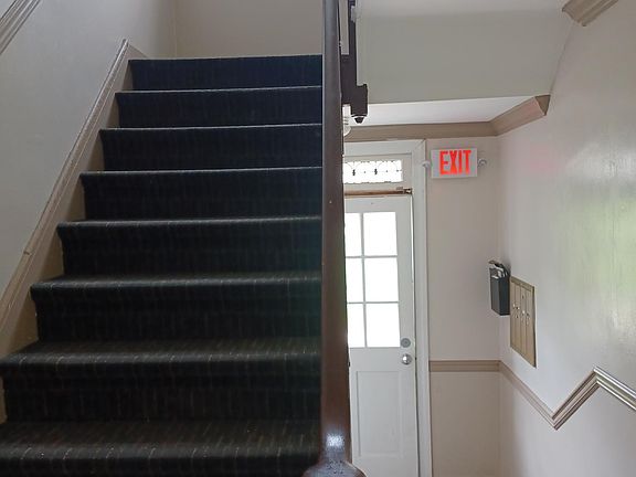 3rd image of 190 Millburn Ave #4