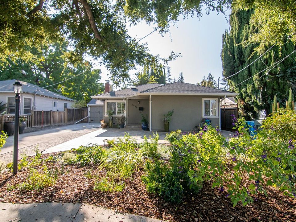 1st image of 1049 Thornton Way