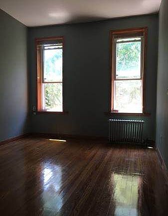 4th image of 51-18 Skillman Ave #2