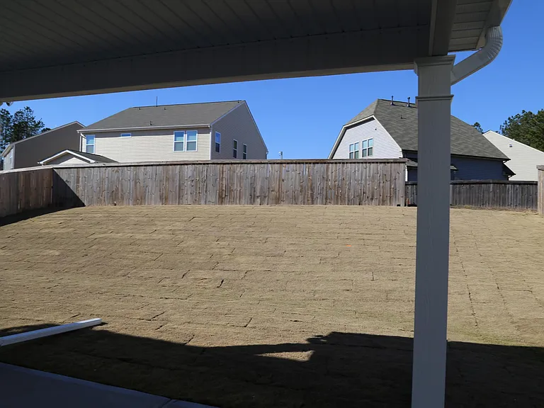 832 Ember Dr — Photo 31