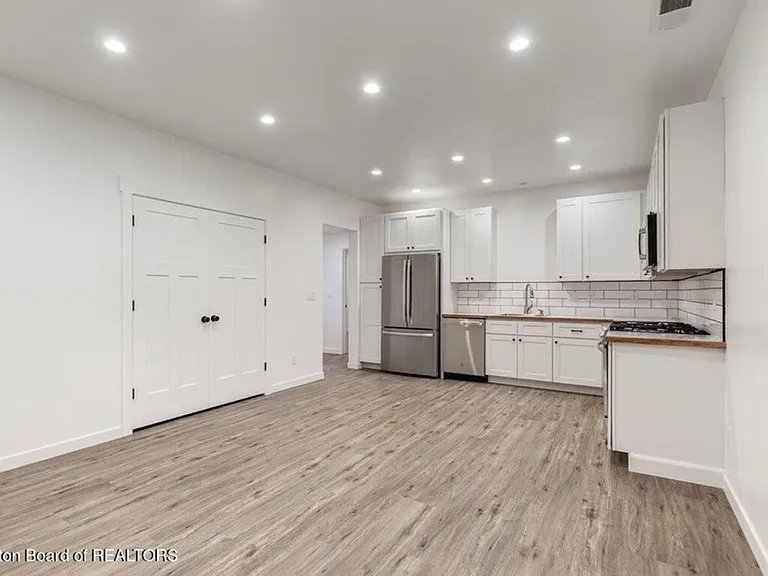 2969 Shark Fin Ln #B — Photo 5