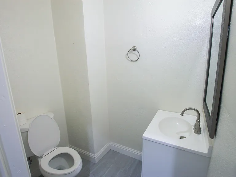 137 S K St #1 — Photo 6