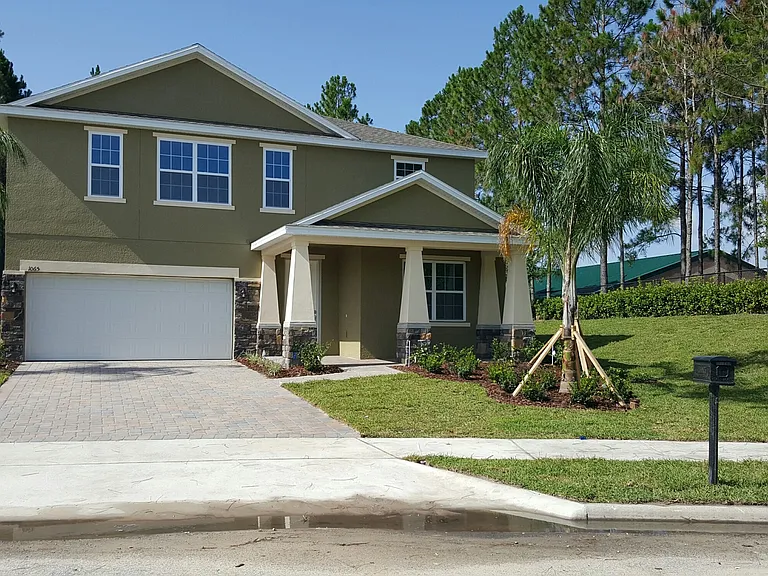1065 Vinsetta Cir — Photo 2