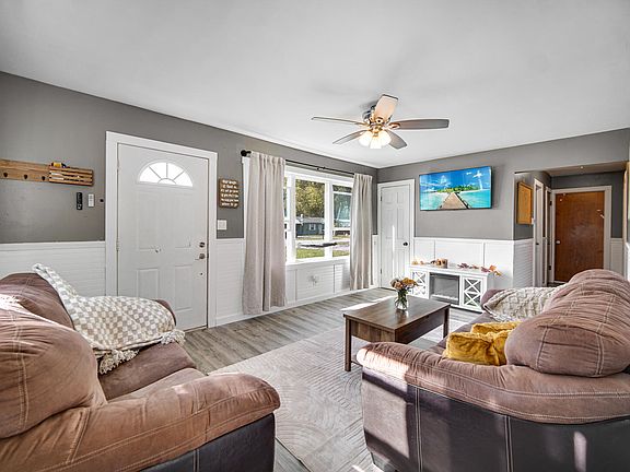 3rd image of 3529 Saint Joseph Pl