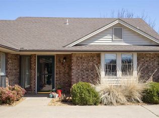 301 Deer Run, Enid, OK 73703