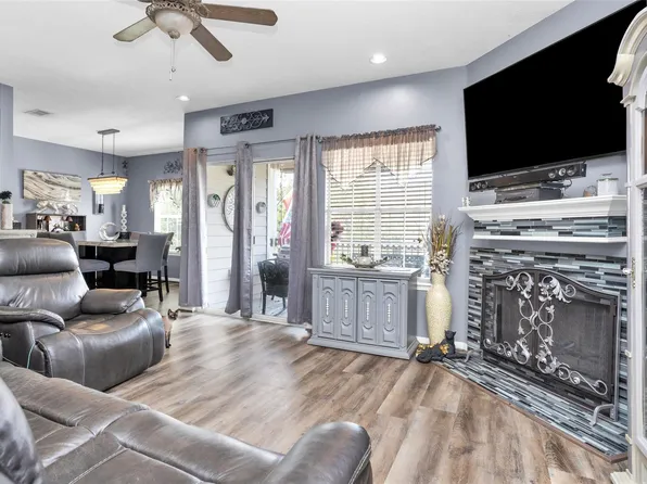 12565 Melville Dr Unit 122, Montgomery, TX 77356
