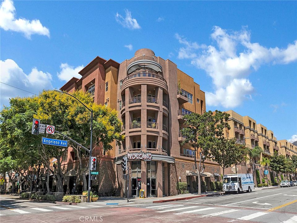 1st image of 150 S San Fernando Blvd