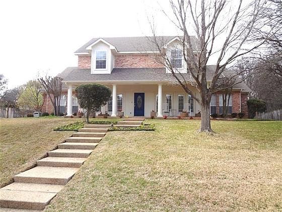 1st image of 360 Stone Creek Cir