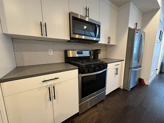 3372 S Pearl St #B — Photo 10