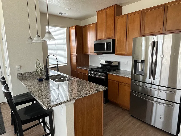 23608 E Ida Dr — Photo 5