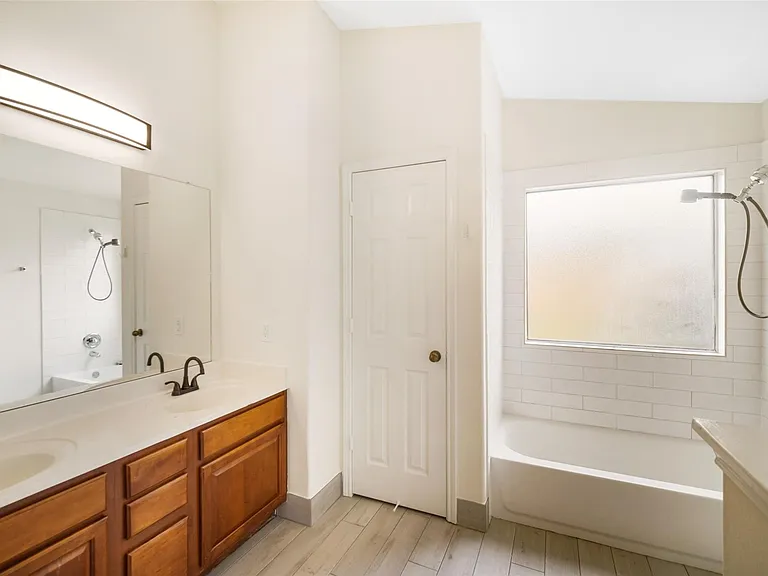 315 Brushy Glen Dr — Photo 17